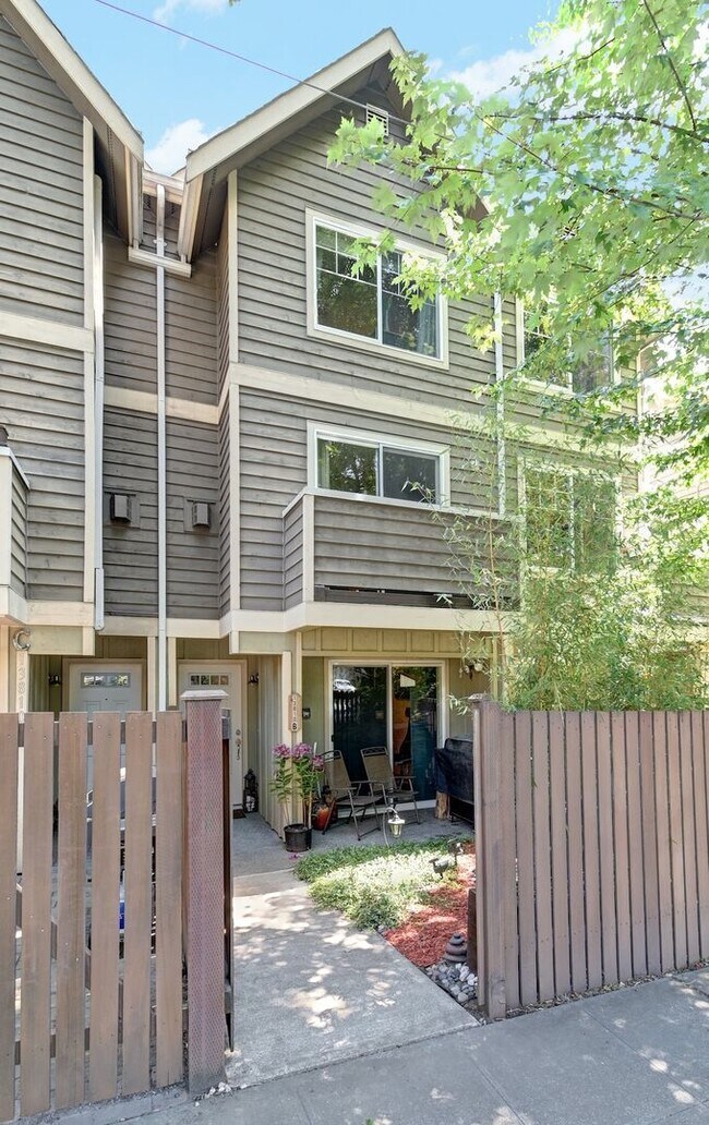 property at 13810 Greenwood Ave N