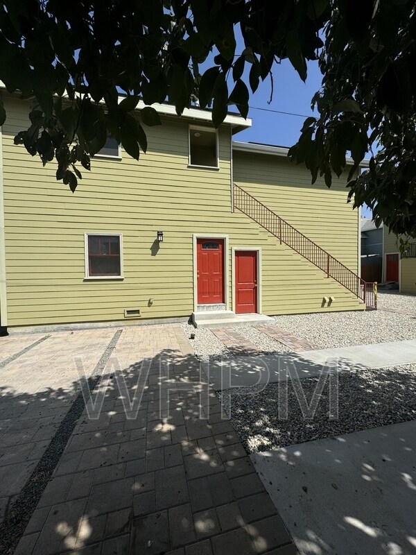 1731 S Burlington Ave in Los Angeles, CA - Building Photo - Building Photo