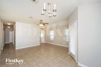 2667 Diamondback Trail in New Braunfels, TX - Building Photo - Building Photo