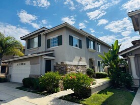 2872 La Plata Dr in Camarillo, CA - Building Photo