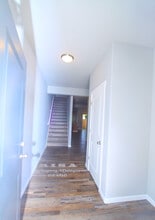 4187 Lancaster Dr NE in Salem, OR - Building Photo - Building Photo