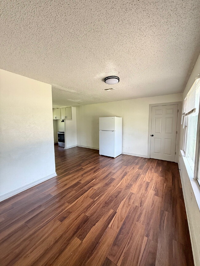 9313 Mahler Pl in The Village, OK - Building Photo - Building Photo