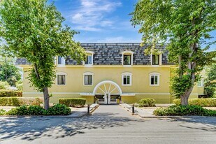 500 Fulton St in Palo Alto, CA - Building Photo