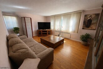 36 Monsignor DeLuca Plaza, Unit 2 in Nutley, NJ - Building Photo - Building Photo