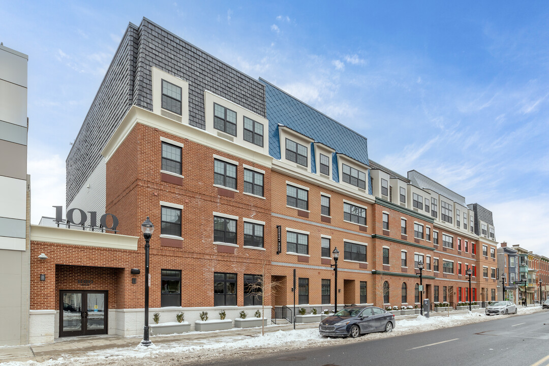 1010 Apartments in Allentown, PA - Foto de edificio