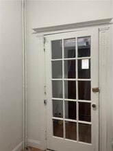 5 E 10th St in Brooklyn, NY - Foto de edificio - Building Photo