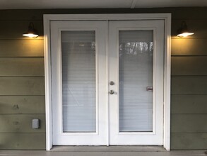208 cagle rd, Unit B in East Flat Rock, NC - Building Photo - Building Photo