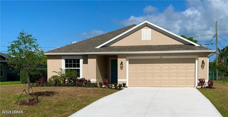 104 Keystone Dr in Sebastian, FL - Building Photo