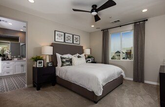 27108 White Sage Ct in Valencia, CA - Building Photo - Building Photo