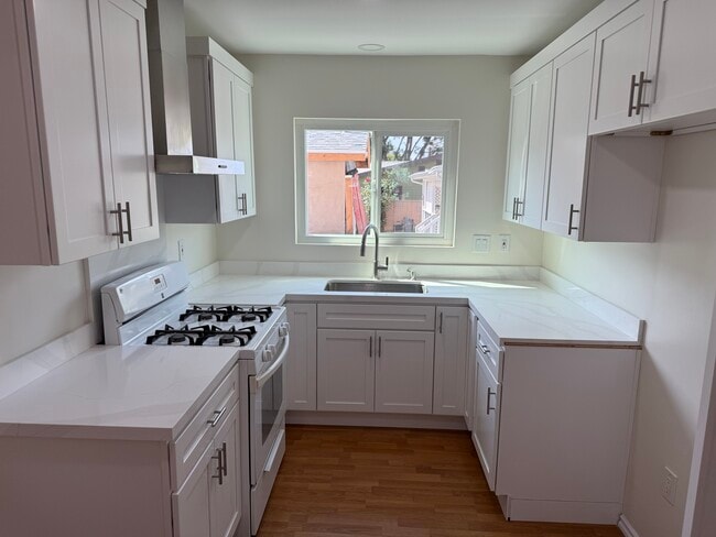 632 W Milford St, Unit #B in Glendale, CA - Building Photo - Building Photo
