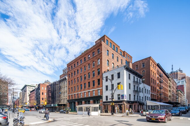 387-397 Greenwich St in New York, NY - Foto de edificio - Building Photo