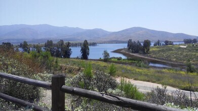 2727 Hazelnut Ct in Chula Vista, CA - Building Photo - Building Photo