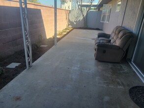 206 La Plaza in Anaheim, CA - Building Photo - Building Photo