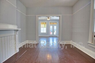 2437 Lapeyrouse St in New Orleans, LA - Building Photo - Building Photo