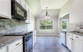 254 Avondale Ln in Bossier City, LA - Building Photo - Building Photo