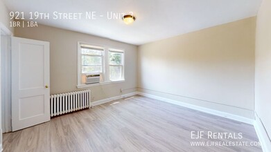 921 19th St NE in Washington, DC - Building Photo - Building Photo