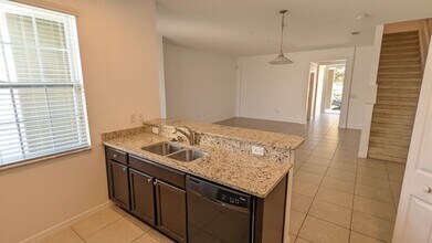 10060 Madison Banks St in Orlando, FL - Building Photo - Building Photo