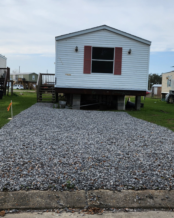 107 Joaquin Dr in Houma, LA - Building Photo