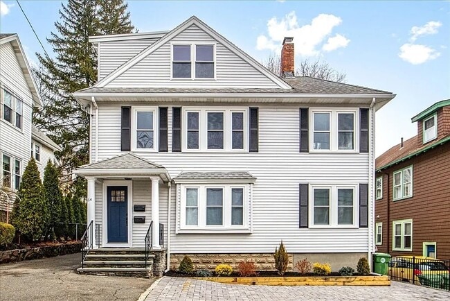 64 Bradford Rd in Watertown, MA - Building Photo - Building Photo