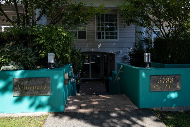 the Vineyard in Vancouver, BC - Building Photo - Building Photo