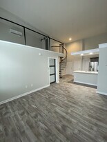 101 N Clinton Ave, Unit A in St. Johns, MI - Building Photo
