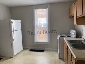 240-242 E 8th St in Ashland, OH - Building Photo - Building Photo