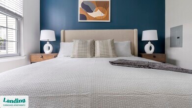 302 Constitution Ave, Unit B9-308 in Bayonne, NJ - Foto de edificio - Building Photo