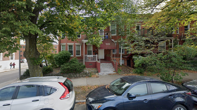 1516 Commonwealth Ave, Unit 1 in Boston, MA - Building Photo - Building Photo