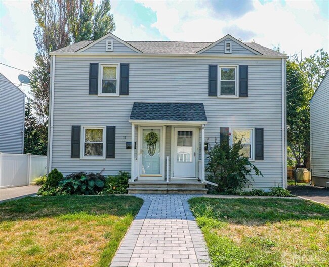 property at 9 MacArthur Dr