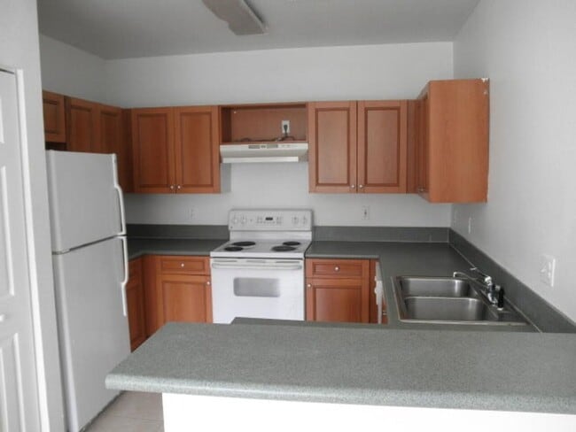property at 912 Talia Cir