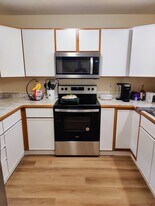 15 Philo Rd W in Elmira, NY - Building Photo