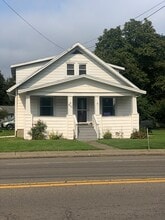 800 Broadway St in Elmira, NY - Building Photo - Building Photo