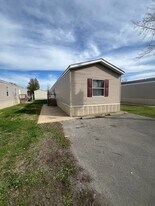 78 Peach St in Hopkinsville, KY - Building Photo