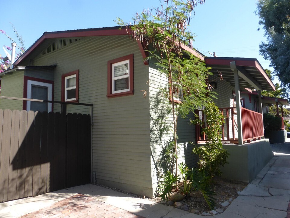 1533 Maltman Ave, Unit 1533 in Los Angeles, CA - Building Photo
