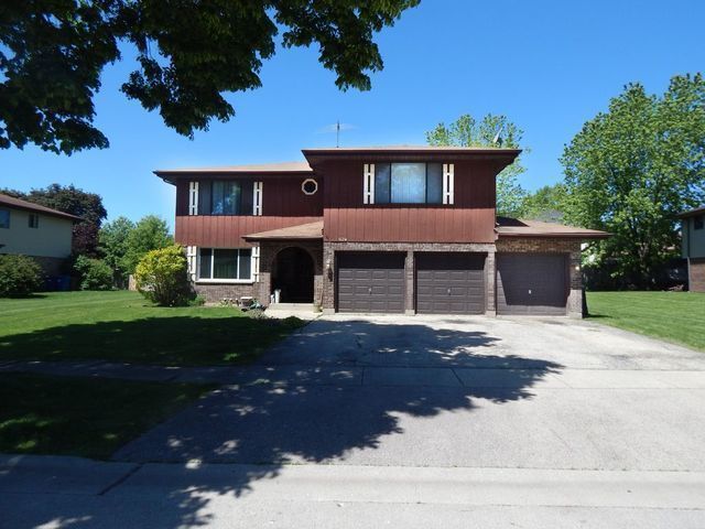 624 Rush St in Roselle, IL - Building Photo