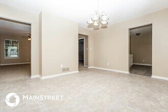 3773 Kathryn Dr SW in Atlanta, GA - Building Photo - Building Photo