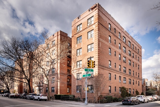 The Westleigh House in Jackson Heights, NY - Building Photo - Building Photo