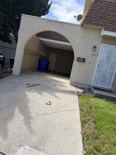 7916 Camino Kiosco in San Diego, CA - Building Photo - Building Photo