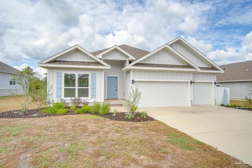 10818 Blacktail Loop in Bellview, FL - Building Photo