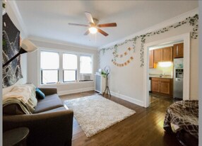 5076 N Wolcott Ave, Unit 1 in Chicago, IL - Building Photo