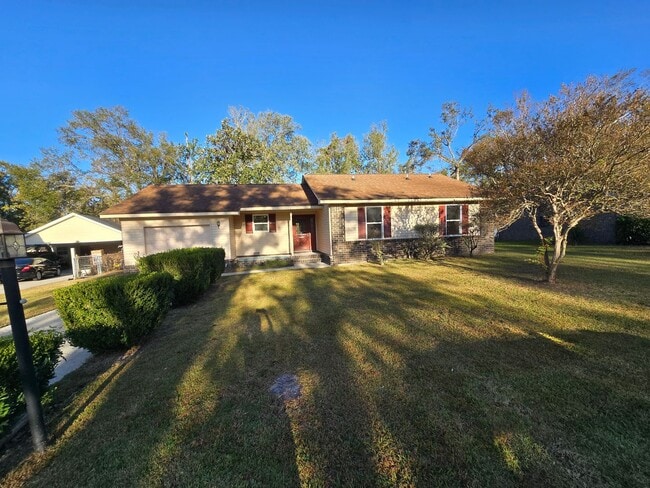 property at 104 Wayne Ct