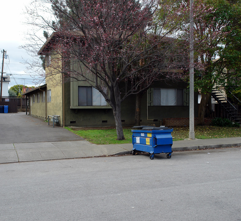 1152 S Bernardo Ave in Sunnyvale, CA - Building Photo