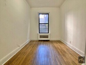 EAST 87 STREET in New York, NY - Building Photo - Building Photo