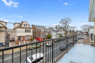 443 N 11th St in Newark, NJ - Building Photo - Building Photo