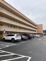 5100 SW 90th Ave in Cooper City, FL - Building Photo