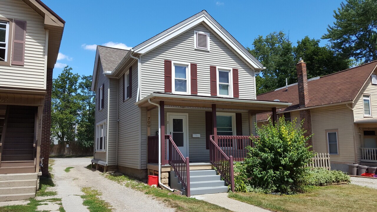 700 Congress St, Unit #1 in Ypsilanti, MI - Foto de edificio