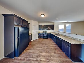 1241 Riverbirch Way in Hermitage, TN - Foto de edificio - Building Photo