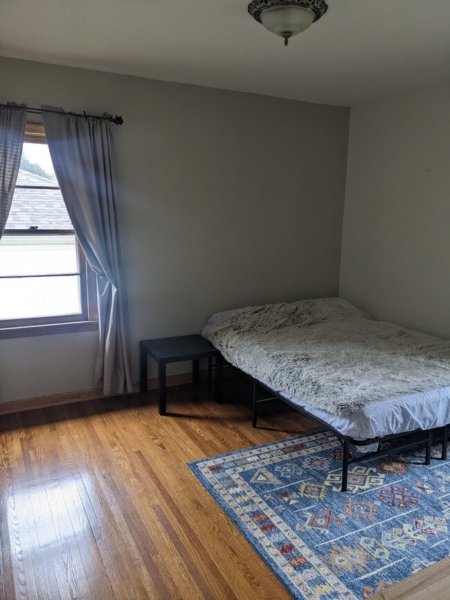 property at 643 36 1/2 Ave NE