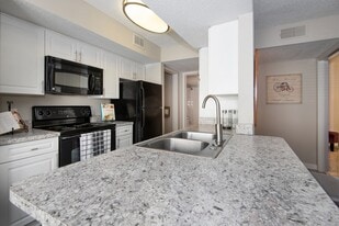 Avana Bellemeade in Leesburg, VA - Building Photo