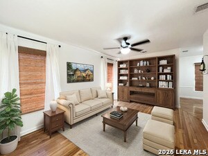 2319 Burnet St in San Antonio, TX - Building Photo - Building Photo